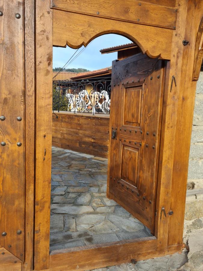 Guest House Zlatniyat Telets Koprivshtitsa Exterior photo