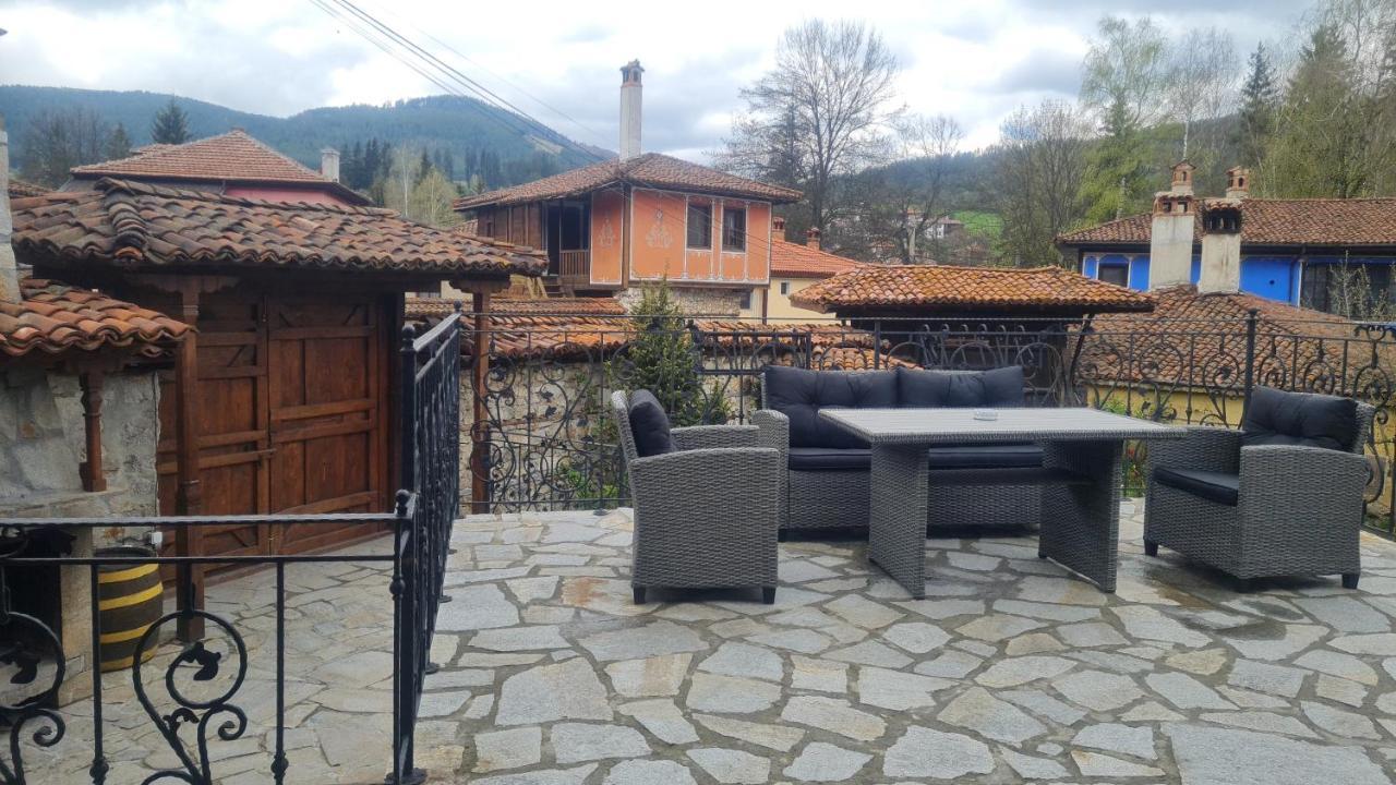 Guest House Zlatniyat Telets Koprivshtitsa Exterior photo