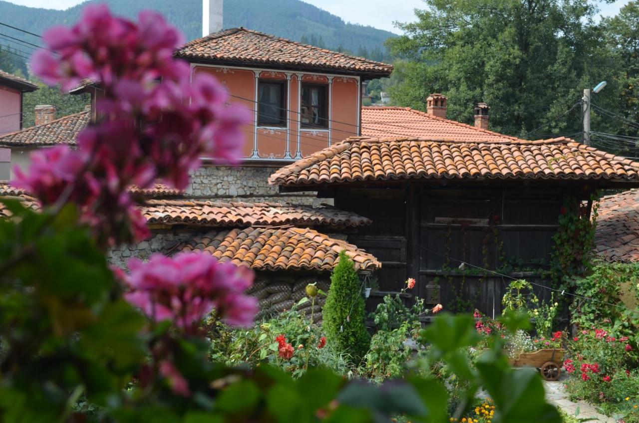 Guest House Zlatniyat Telets Koprivshtitsa Exterior photo